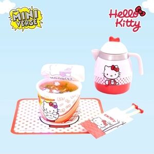 Miniverse Make It Mini Hello Kitty Instant Spicy Noodle Soup